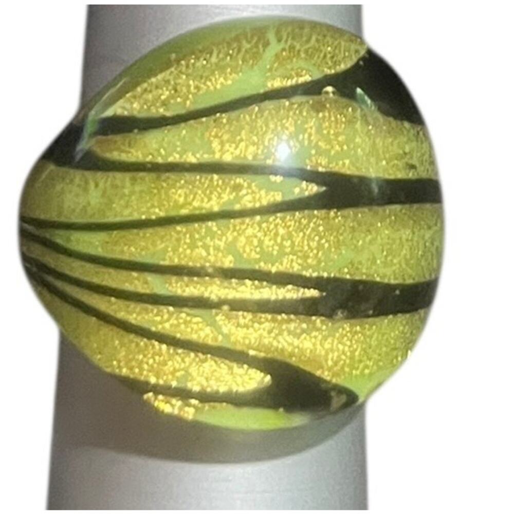 Modern Unisex Glass Ring Size 10 Yellow and Black